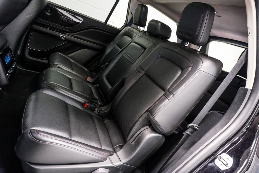Used 2024 Lincoln Aviator Reserve image 8