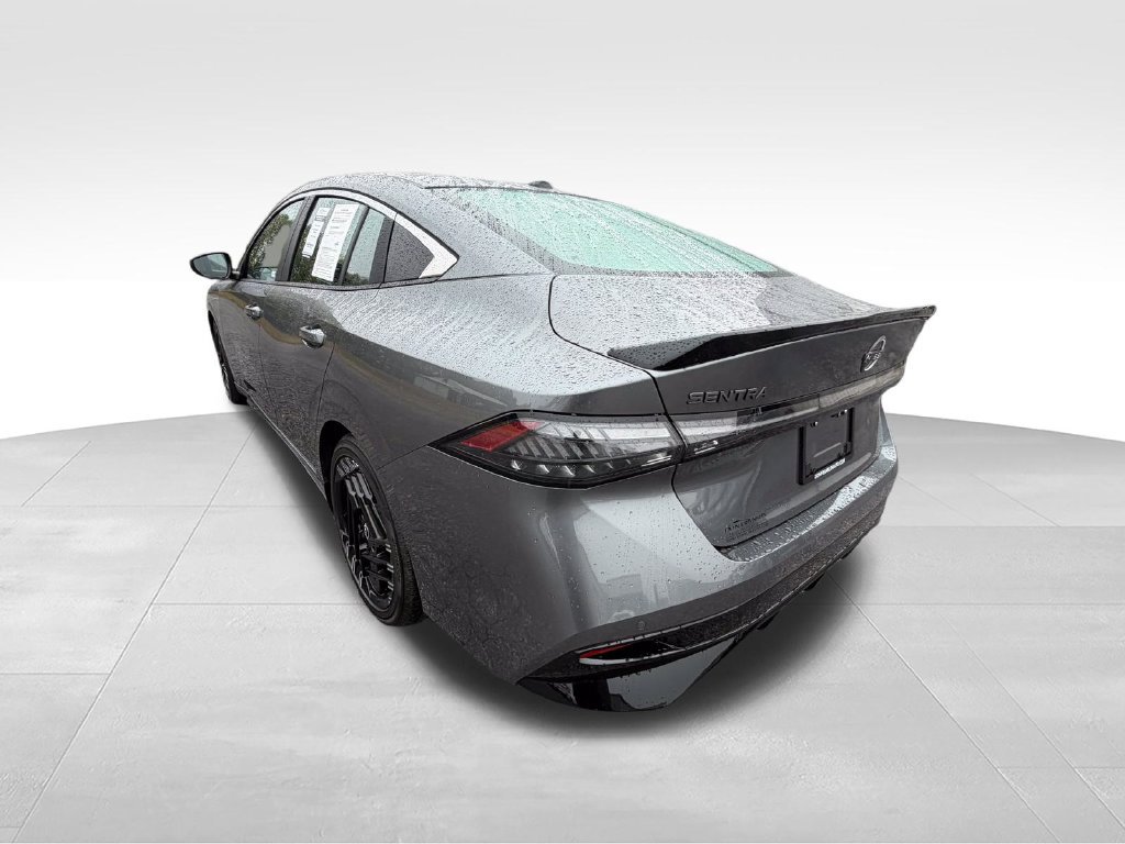 Used 2026 Nissan Sentra SR w/ SR Premium Package FWD image 4