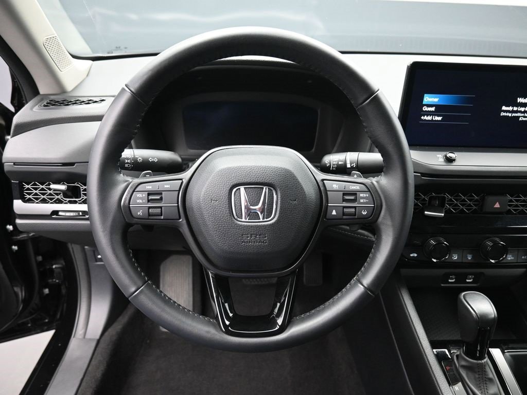 Used 2023 Honda Accord EX-L image 16