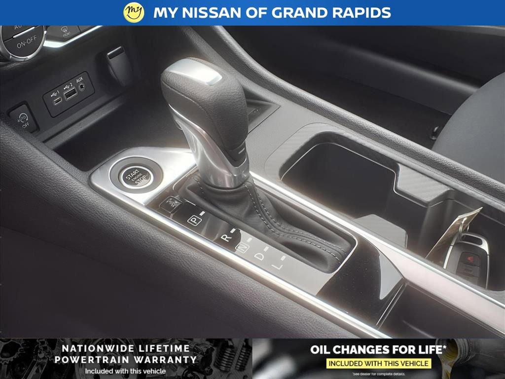 New 2025 Nissan Sentra SV w/ All-Weather Package image 13