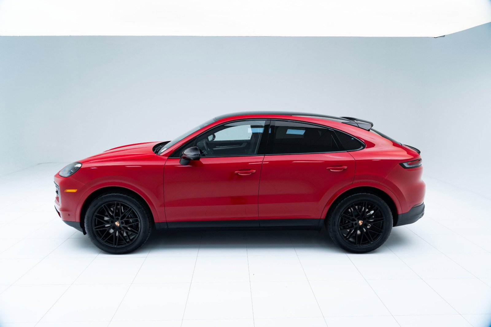 New 2026 Porsche Cayenne Coupe image 2