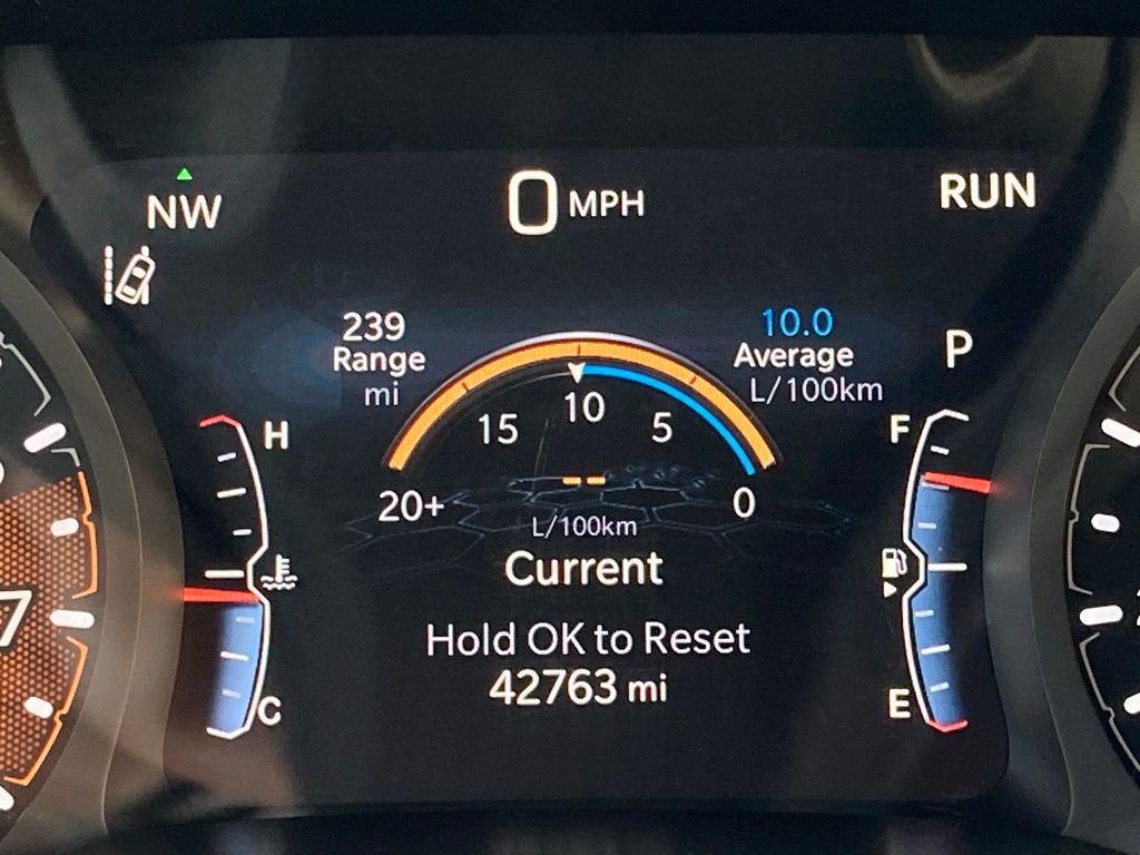 Used 2025 Jeep Compass Limited image 17