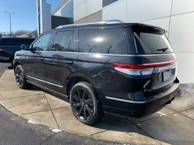 Certified 2024 Lincoln Navigator Reserve w/ Monochromatic Package image 3
