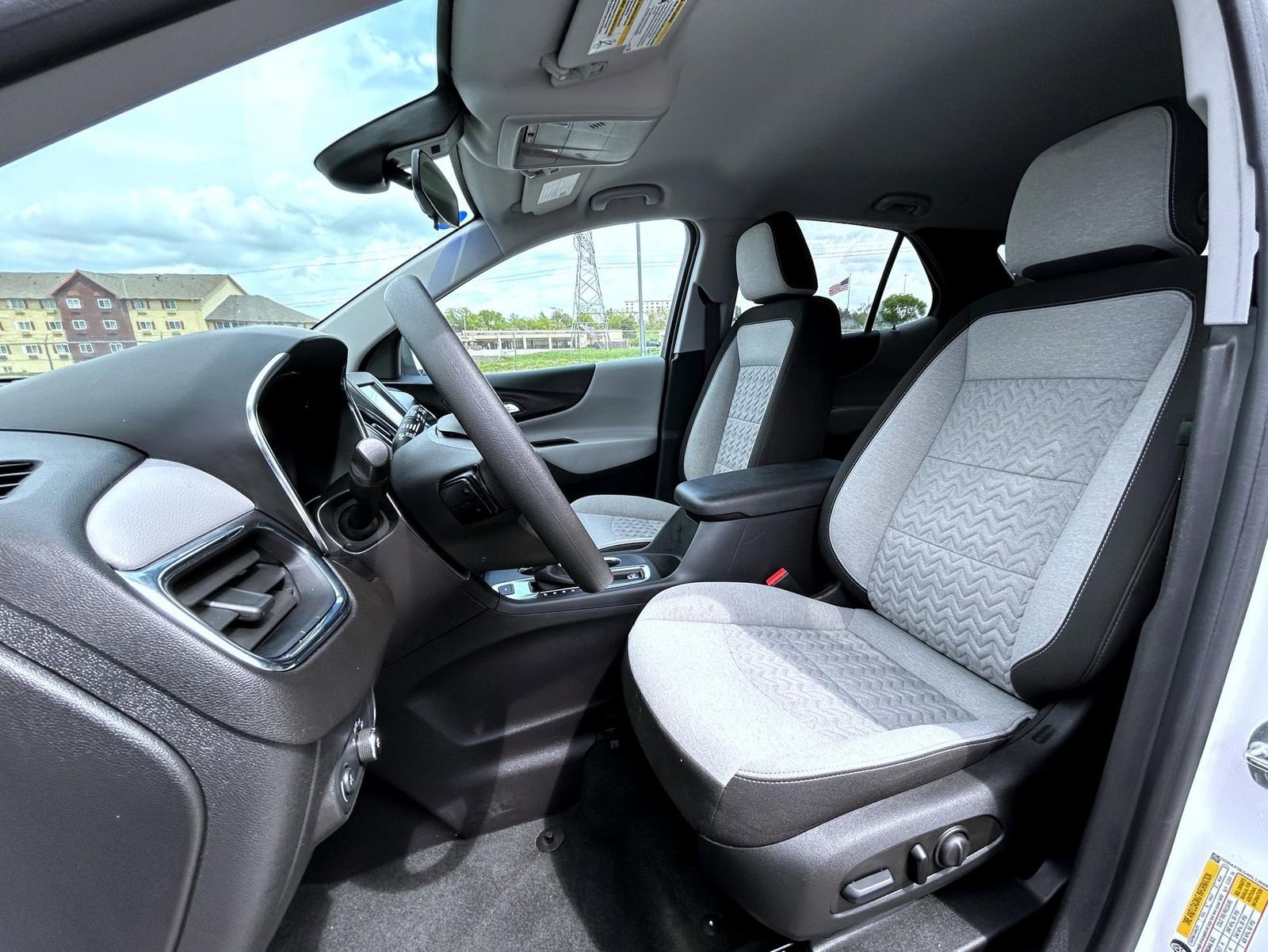 Certified 2024 Chevrolet Equinox LS w/ LS Convenience Package AWD/4WD image 10