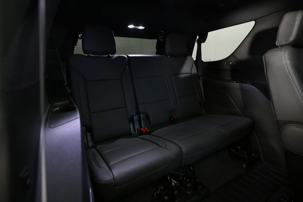 Used 2026 Chevrolet Tahoe Z71 w/ Comfort Package AWD/4WD image 12
