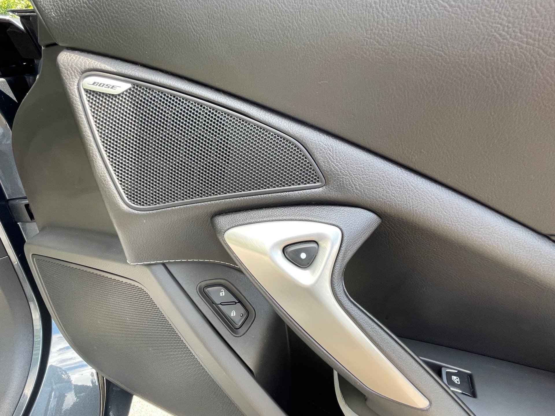 Used 2014 Chevrolet Corvette Stingray Convertible w/ 2LT Preferred Equipment Group image 44