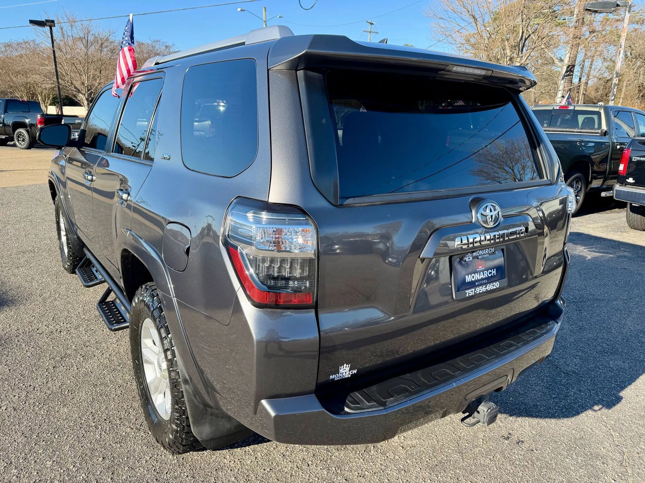 Used 2015 Toyota 4Runner SR5 image 3