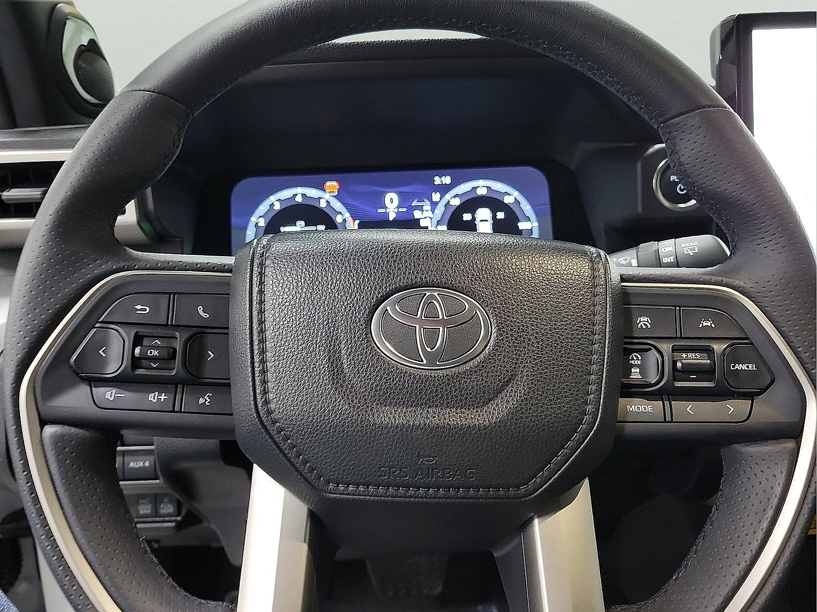 Certified 2025 Toyota 4Runner Trailhunter AWD/4WD image 19