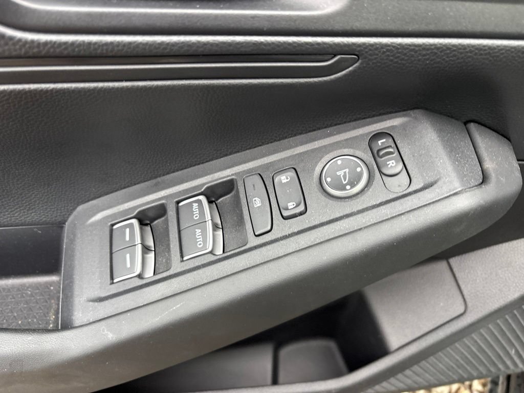 Used 2025 Honda Accord LX image 14