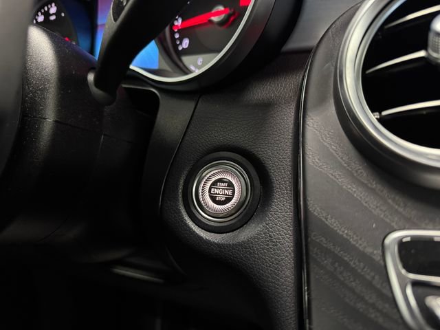 Used 2022 Mercedes-Benz GLC 300 image 25