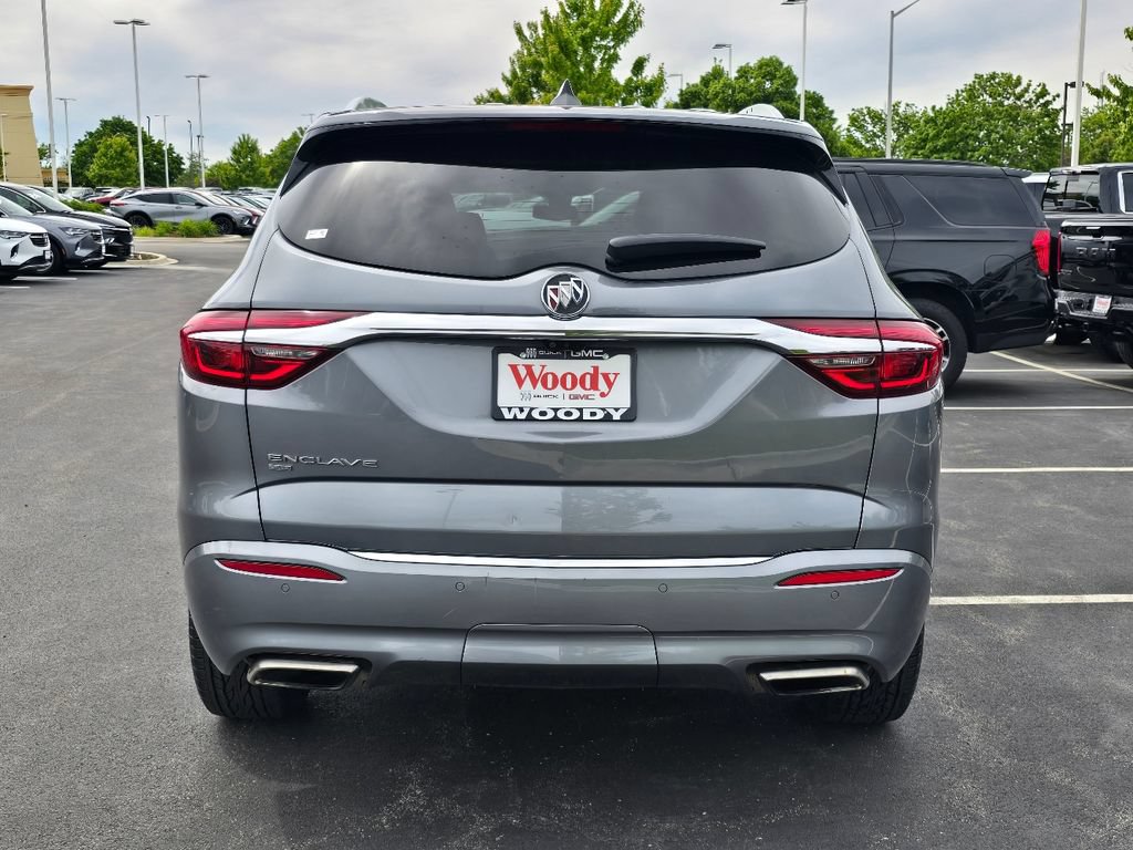 Certified 2021 Buick Enclave Avenir w/ Avenir Technology Package AWD/4WD image 9