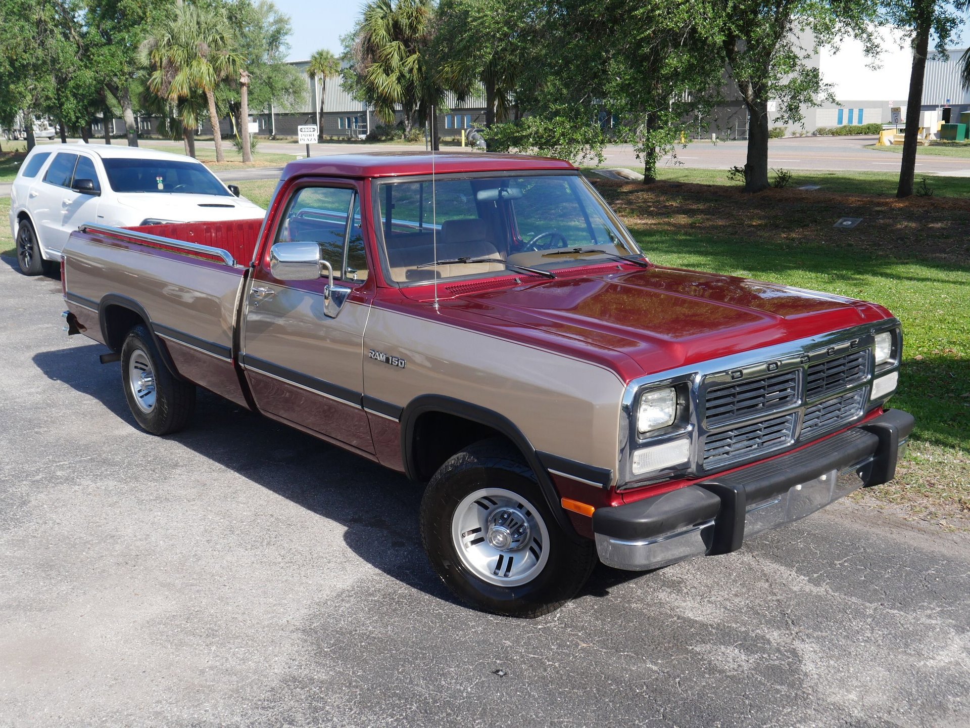 Used 1992 Dodge D/W Truck 150 RWD image 20