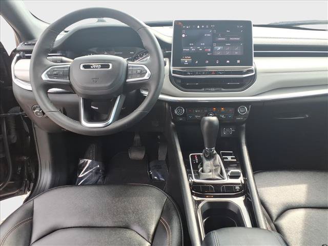 Used 2024 Jeep Compass Limited AWD/4WD image 34