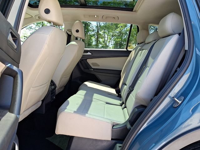Used 2020 Volkswagen Tiguan SEL AWD/4WD image 13