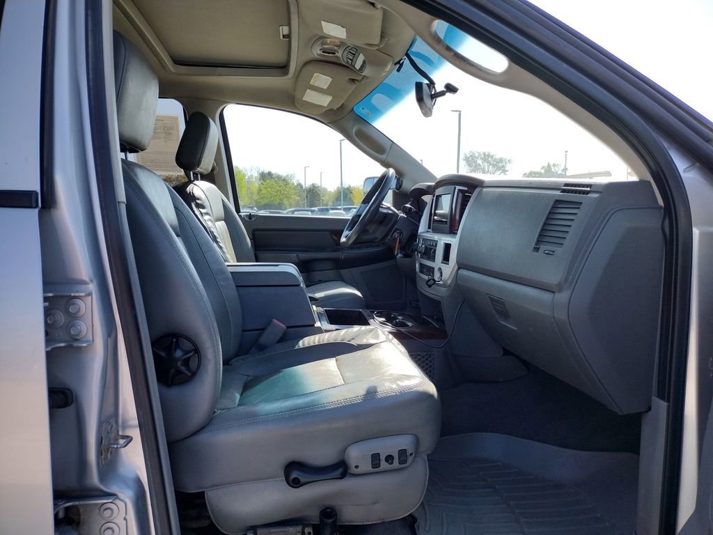 Used 2008 Dodge Ram 2500 Truck Laramie w/ Trailer Tow Group AWD/4WD image 9