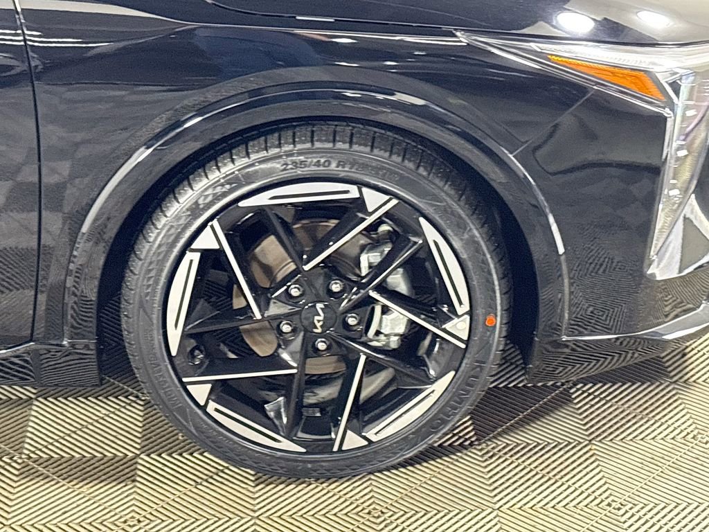 Certified 2025 Kia K4 GT-Line image 24