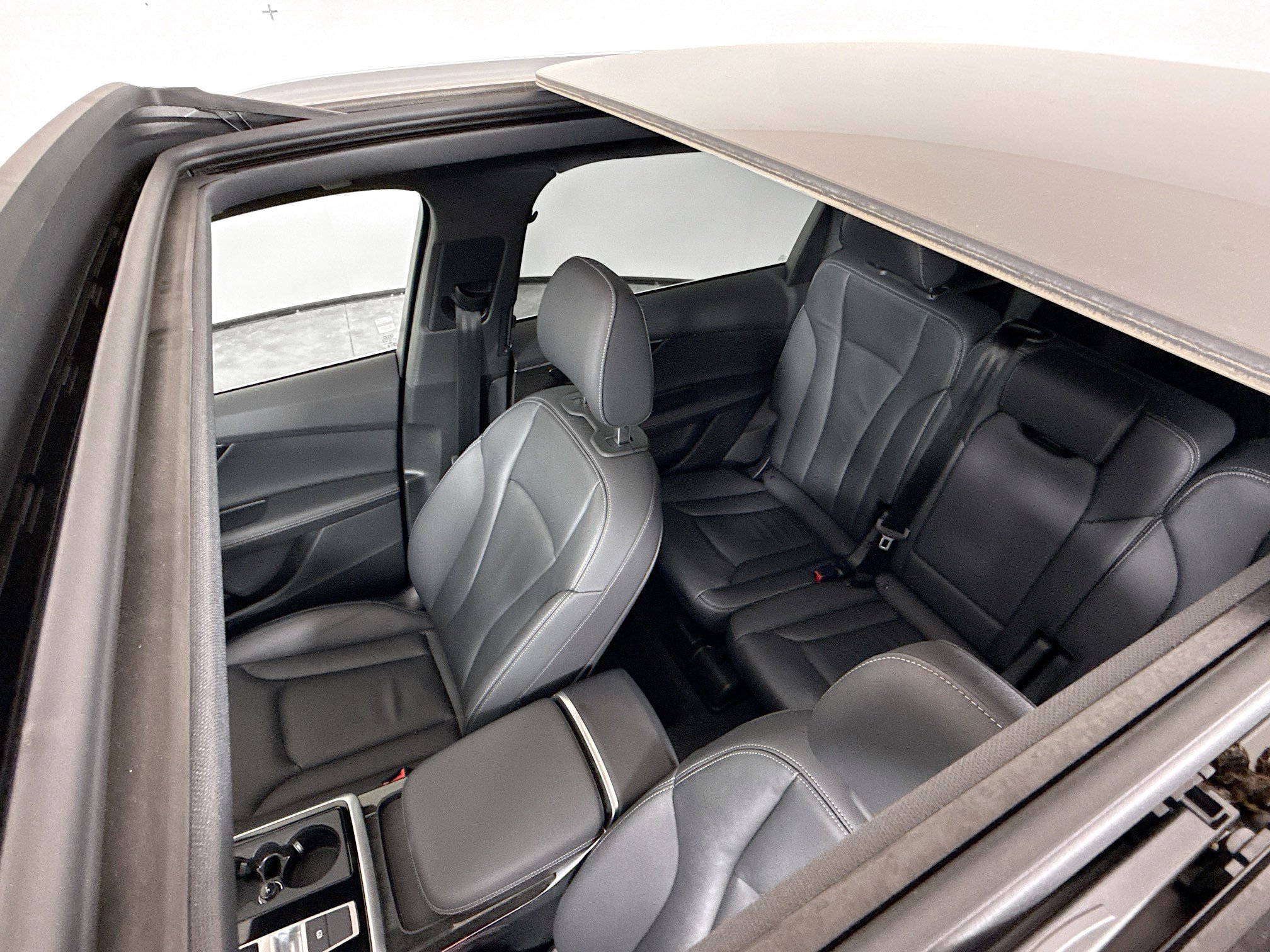 Used 2025 Audi Q7 3.0T Premium Plus image 14