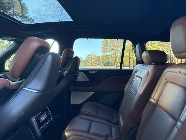 Certified 2022 Lincoln Aviator Reserve w/ Equipment Group 201A image 22
