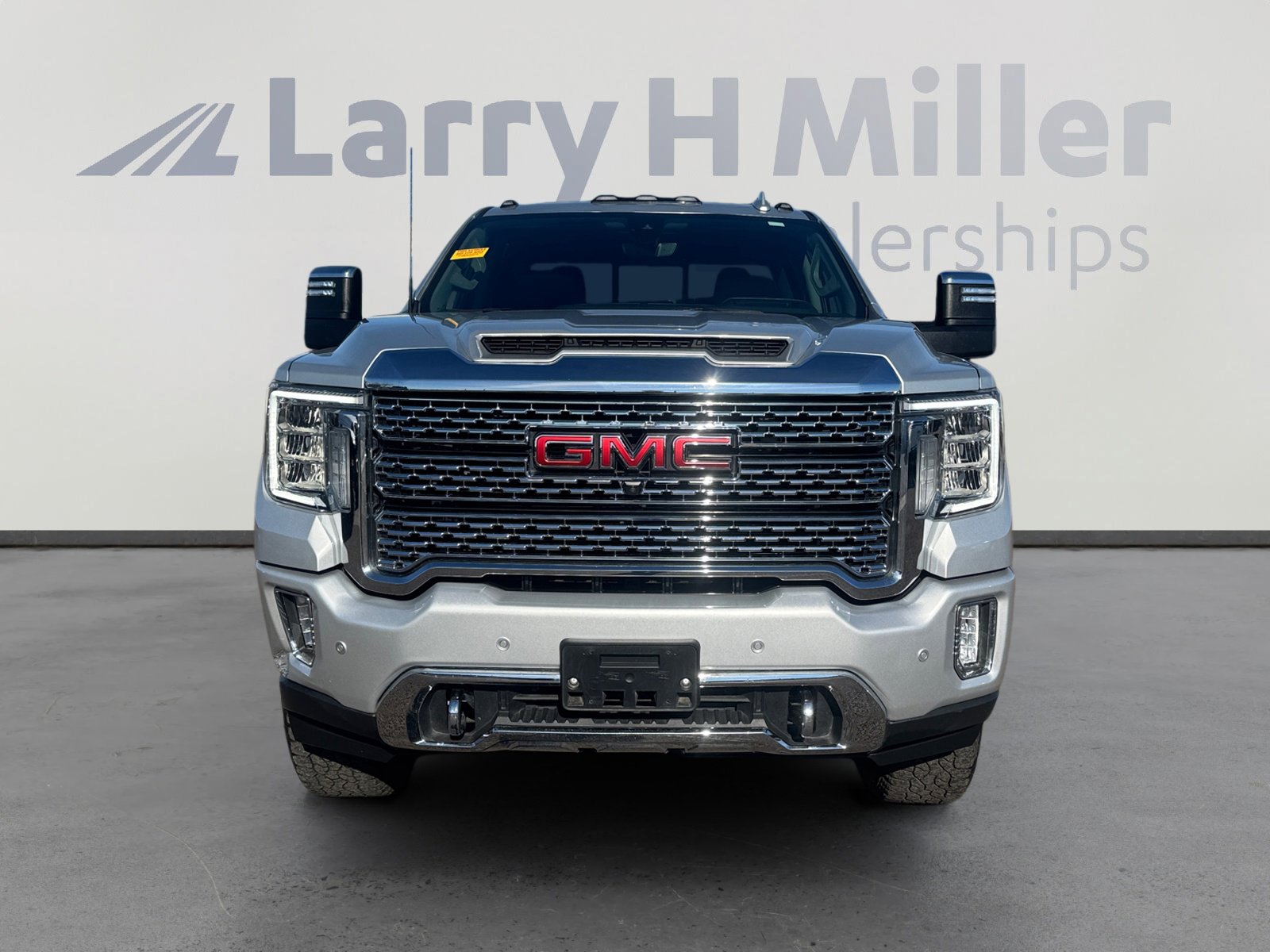 Used 2022 GMC Sierra 3500 Denali w/ Denali Ultimate Package image 8