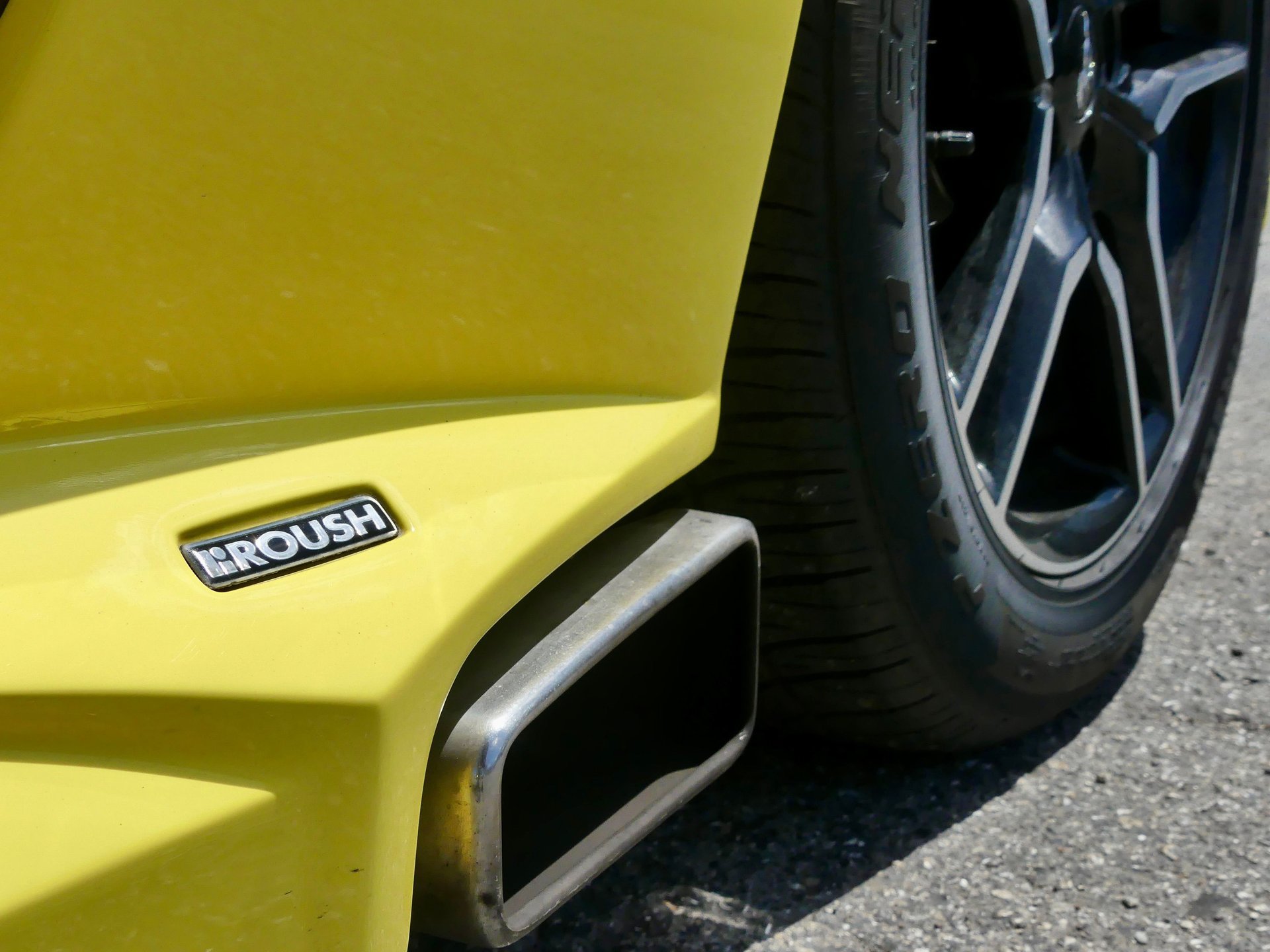 Used 2001 Ford Mustang GT RWD image 76