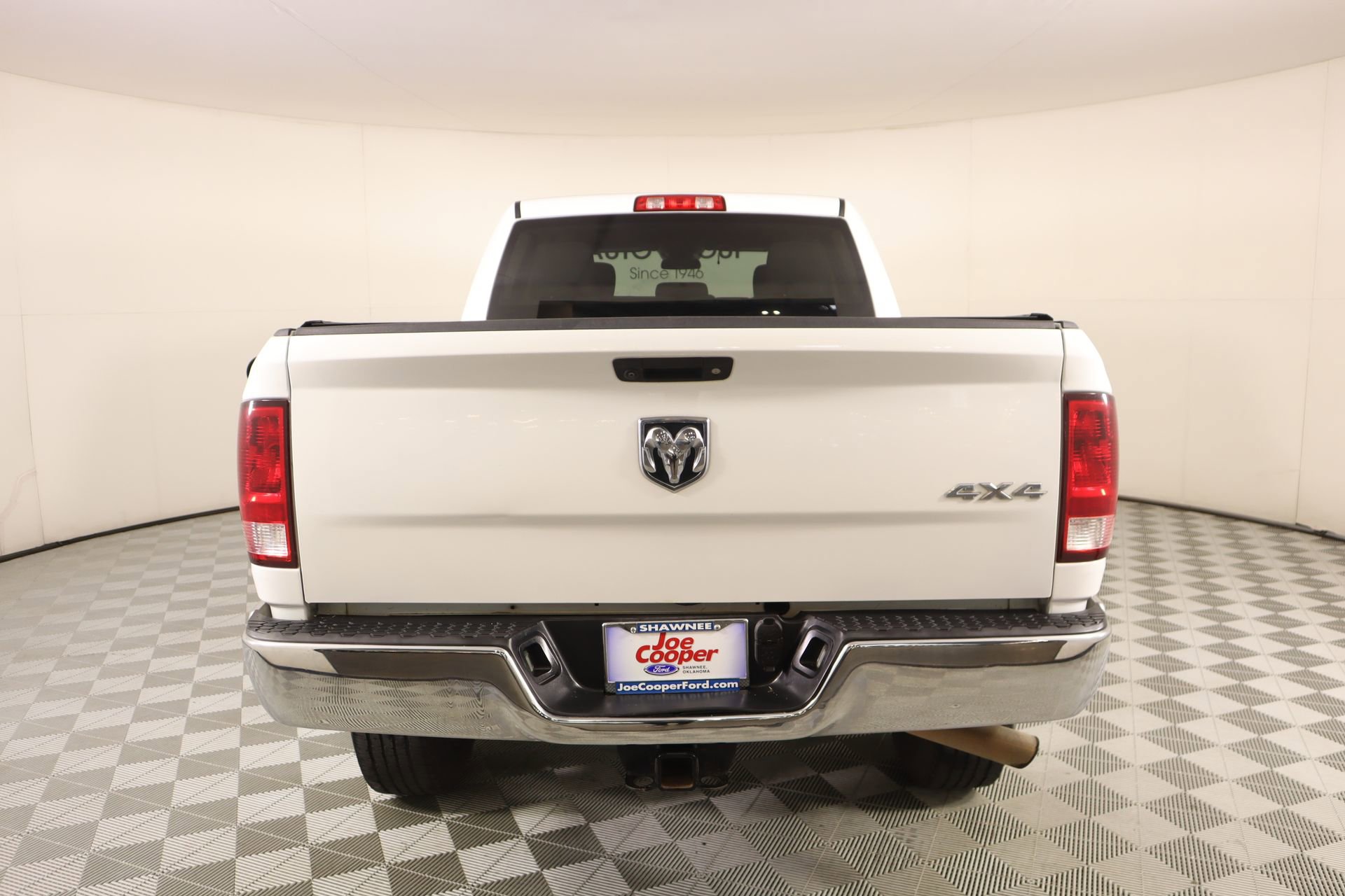 Used 2018 RAM 2500 Tradesman w/ Chrome Appearance Group image 20