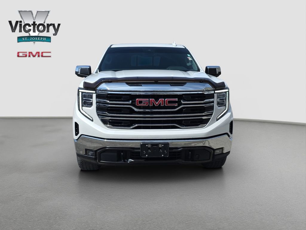 Used 2023 GMC Sierra 1500 SLT w/ SLT Convenience Package image 2