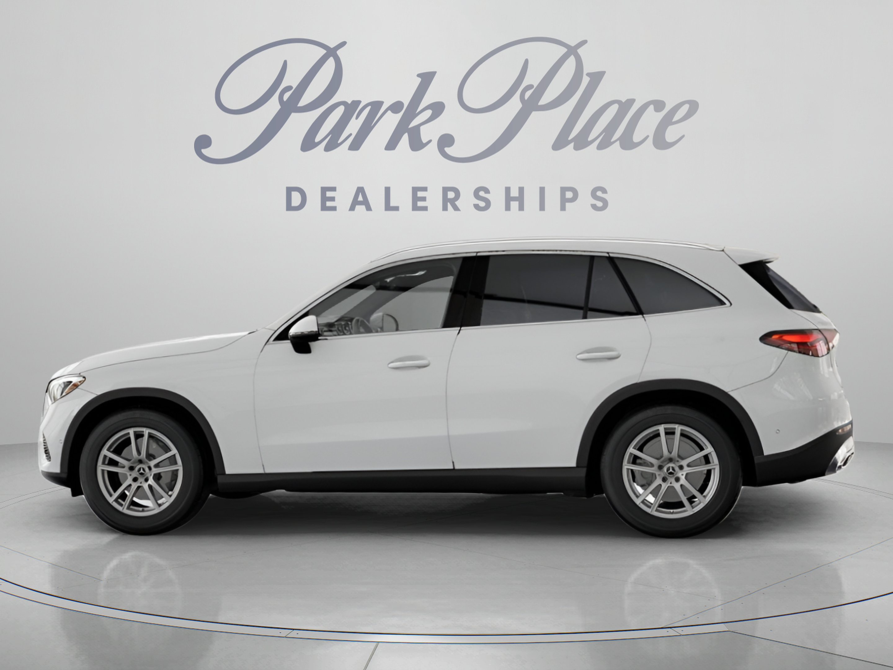 Certified 2026 Mercedes-Benz GLC 300 image 8