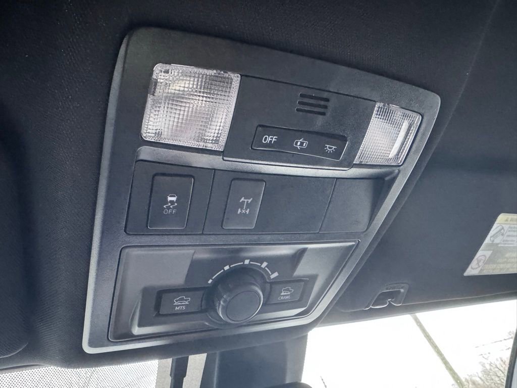 Used 2019 Toyota Tacoma TRD Off-Road image 31