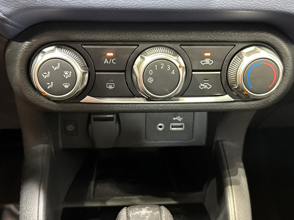 Used 2024 Nissan Versa SV FWD image 24