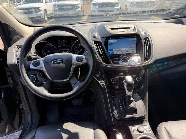 Used 2016 Ford Escape Titanium w/ Equipment Group 301A AWD/4WD image 20