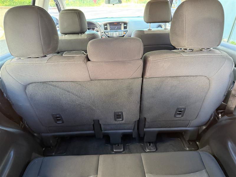 Used 2018 Nissan Pathfinder S AWD/4WD image 23