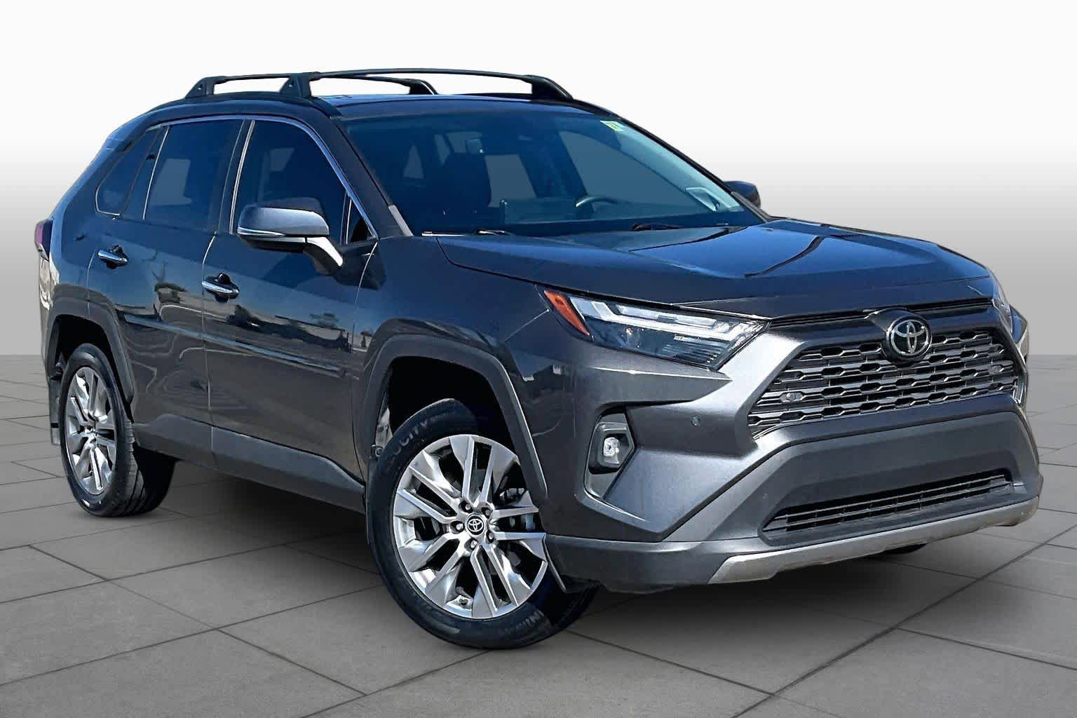 Used 2023 Toyota RAV4 Limited AWD/4WD image 3