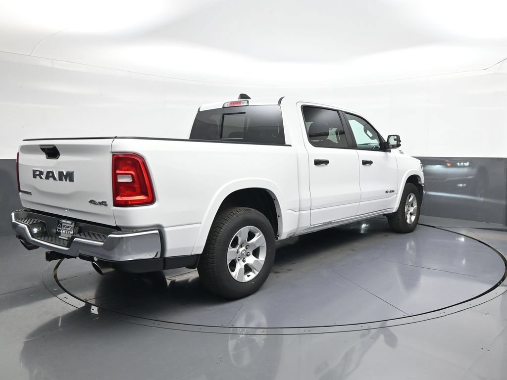 Used 2025 RAM 1500 Big Horn AWD/4WD image 7