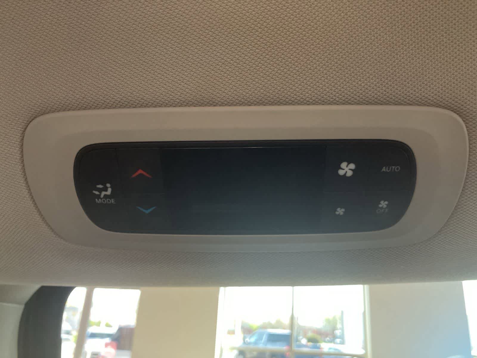 Used 2020 Chrysler Pacifica Touring w/ Cold Weather Group image 24