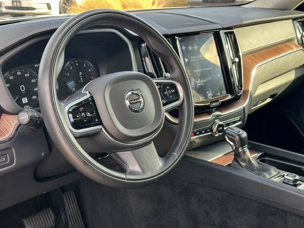 Used 2019 Volvo XC60 T5 Inscription w/ Protection Package Premier FWD image 12