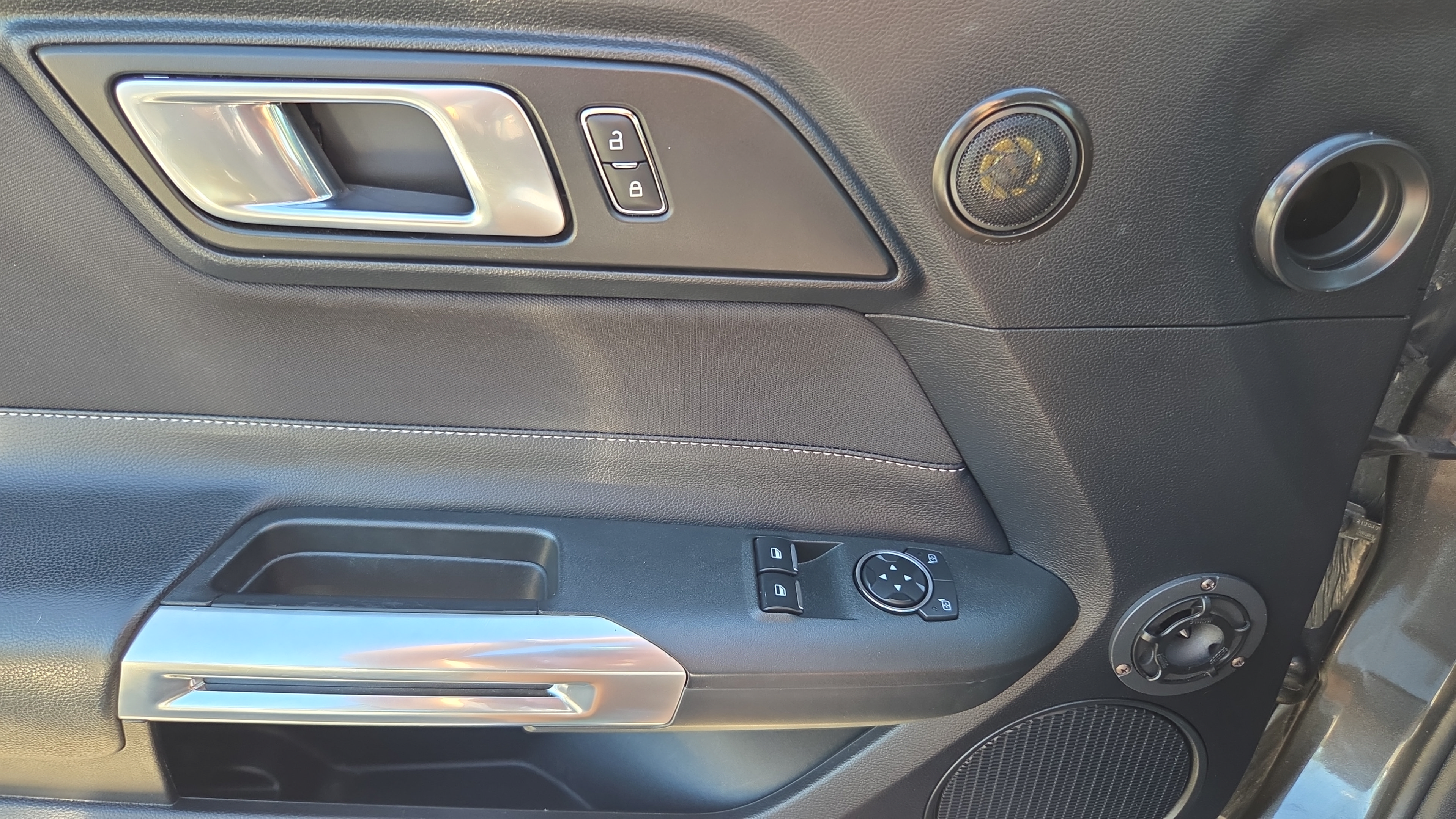 Used 2020 Ford Mustang GT RWD image 27