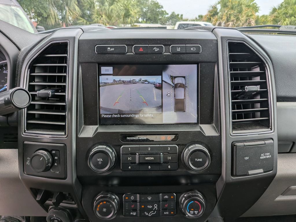 Used 2021 Ford F250 XLT w/ XLT Premium Package AWD/4WD image 23