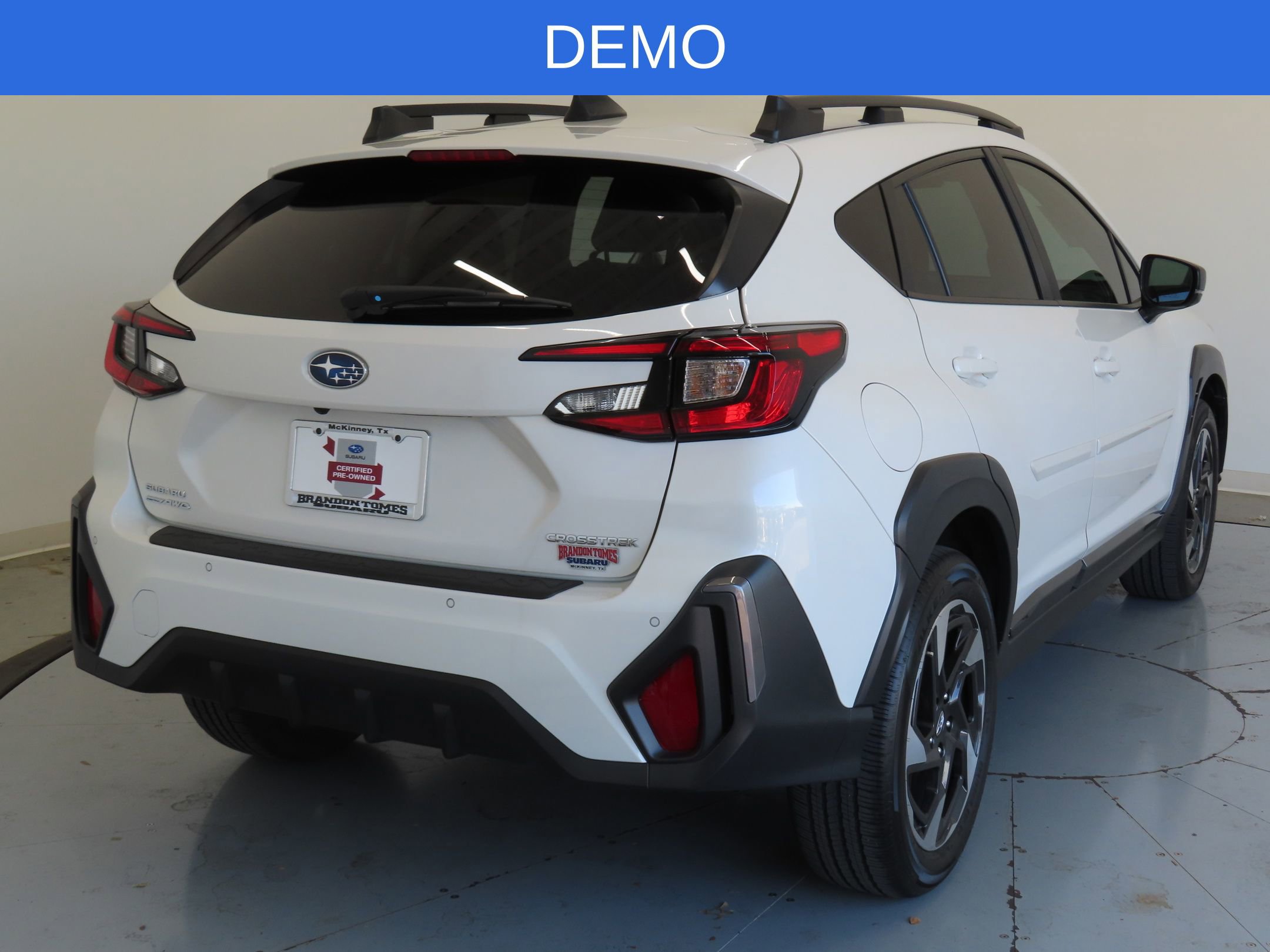 Certified 2025 Subaru Crosstrek 2.5i Limited w/ Crosstrek Mirror Package image 4