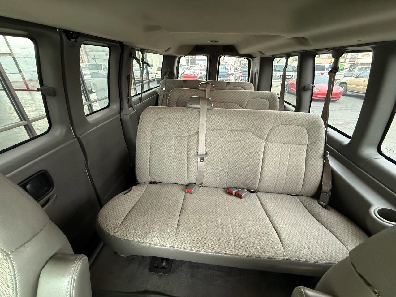 Used 2009 Chevrolet Express 3500 Passenger w/ LT Preferred Equipment Group image 8
