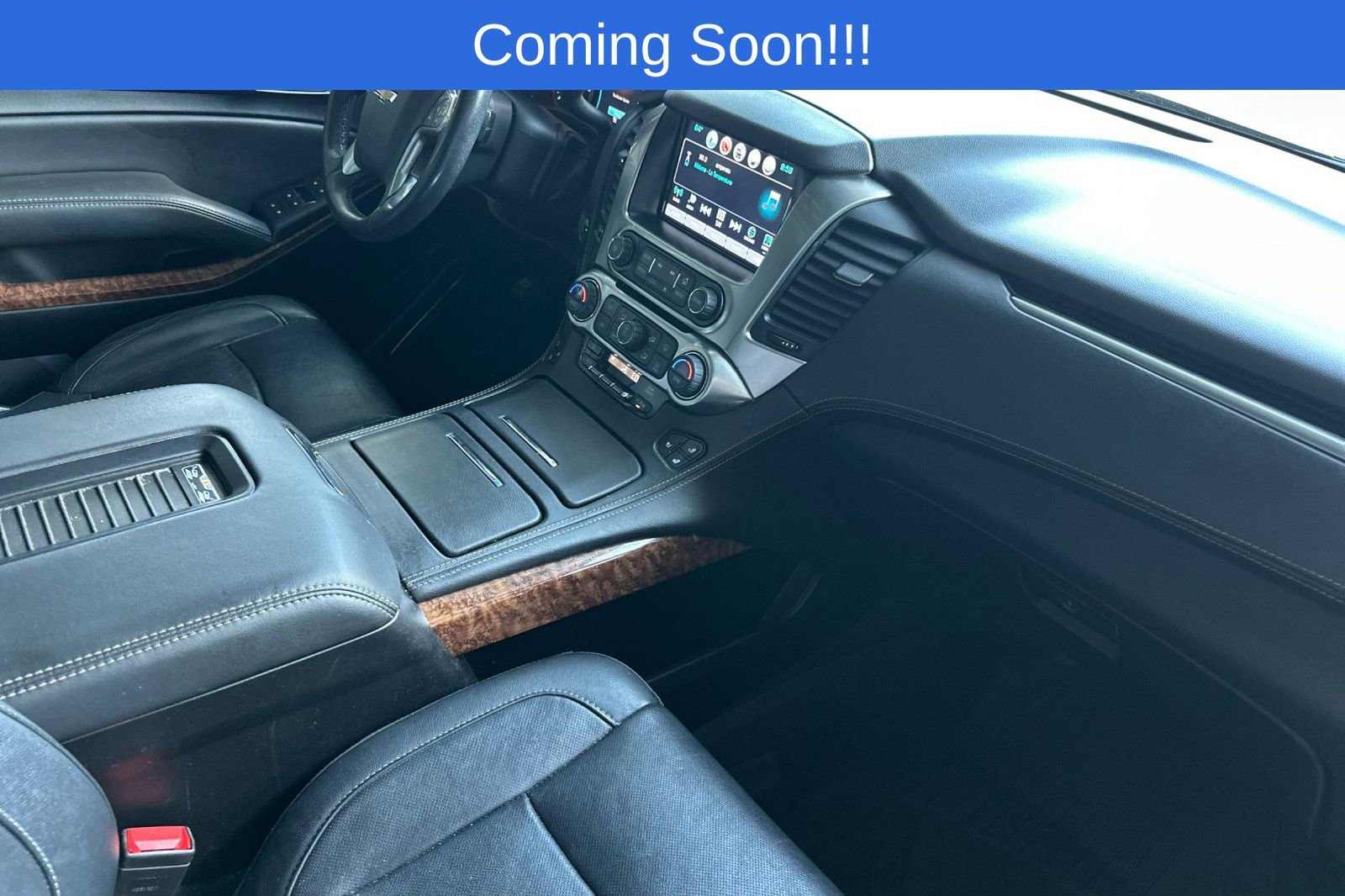 Used 2019 Chevrolet Suburban Premier RWD image 18