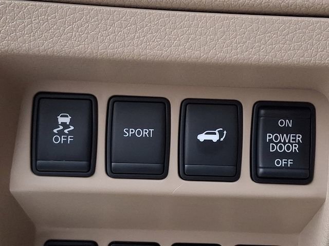 Used 2015 Nissan Rogue SL image 25