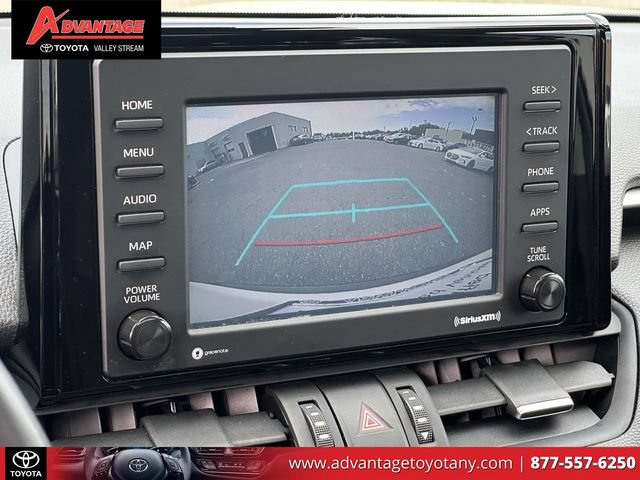 Certified 2020 Toyota RAV4 XLE Premium AWD/4WD image 33