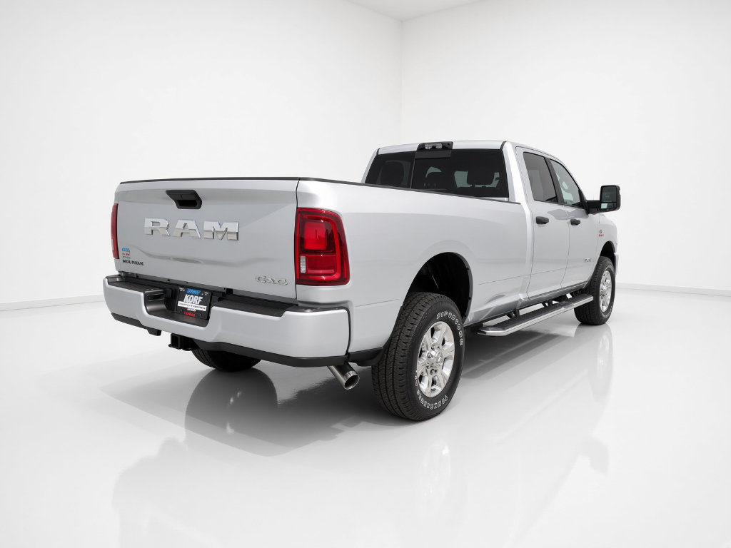 New 2026 RAM 2500 Big Horn AWD/4WD image 7