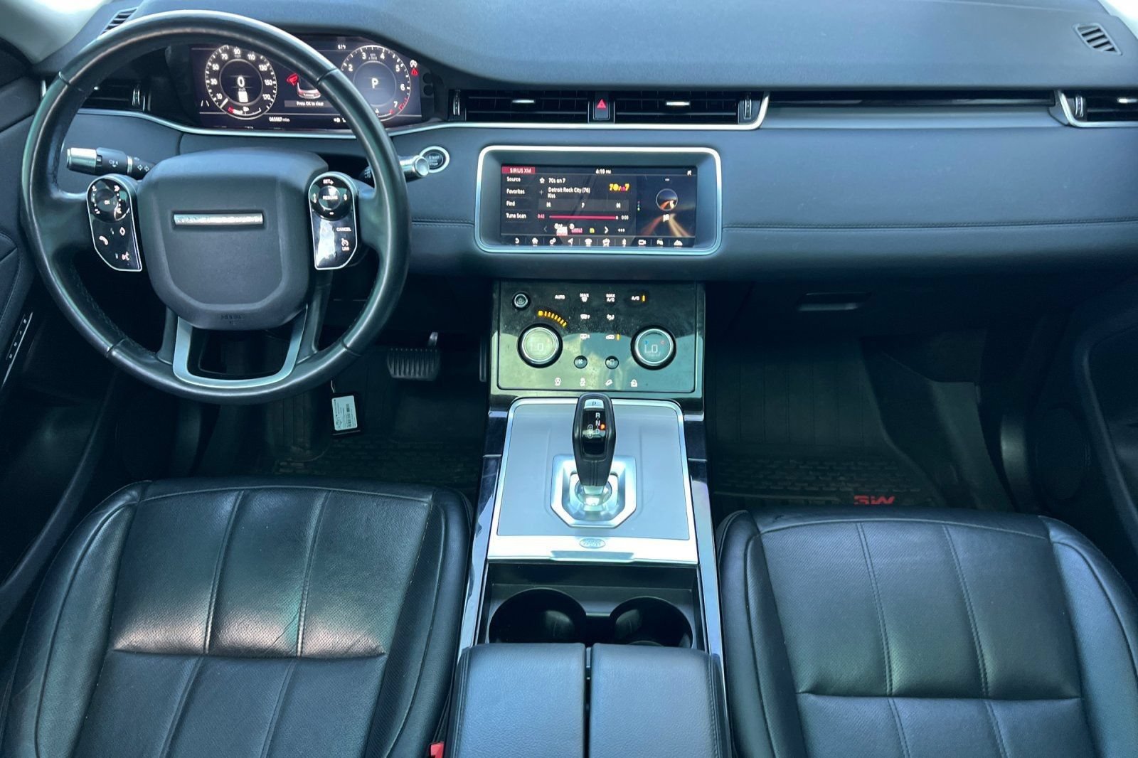 Used 2020 Land Rover Range Rover Evoque S AWD/4WD image 43