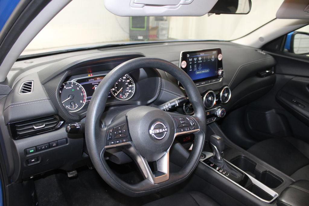 Used 2024 Nissan Sentra SV FWD image 17