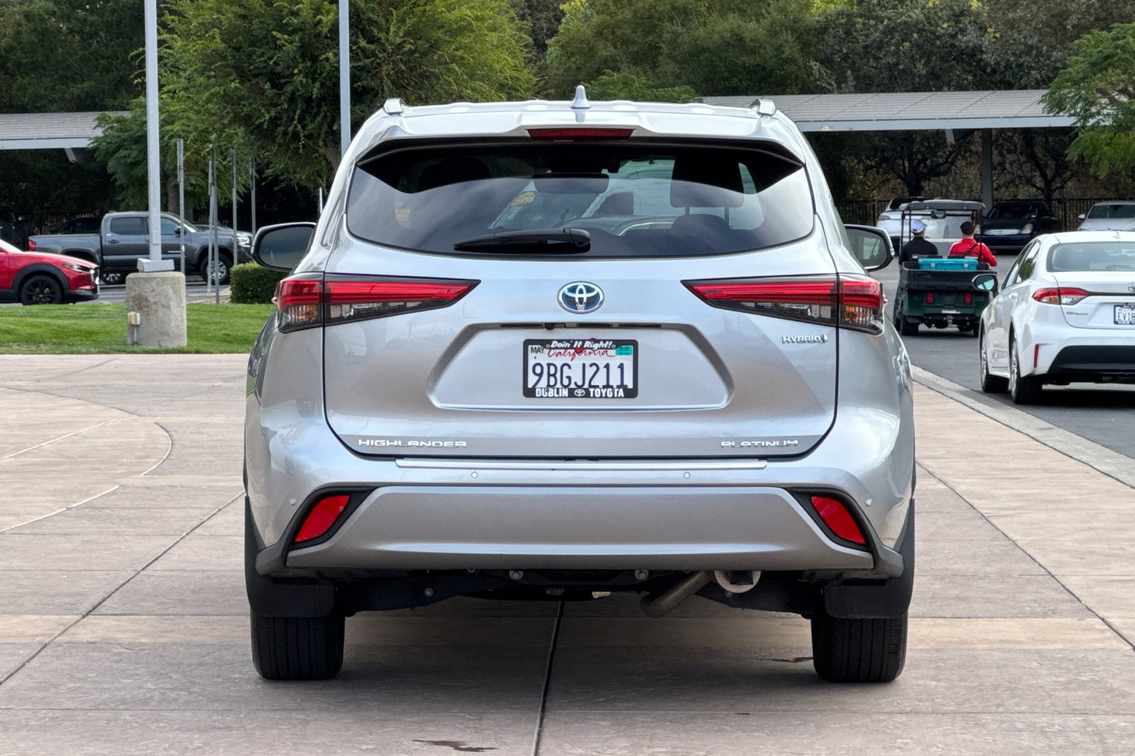 Certified 2022 Toyota Highlander Platinum AWD/4WD image 6