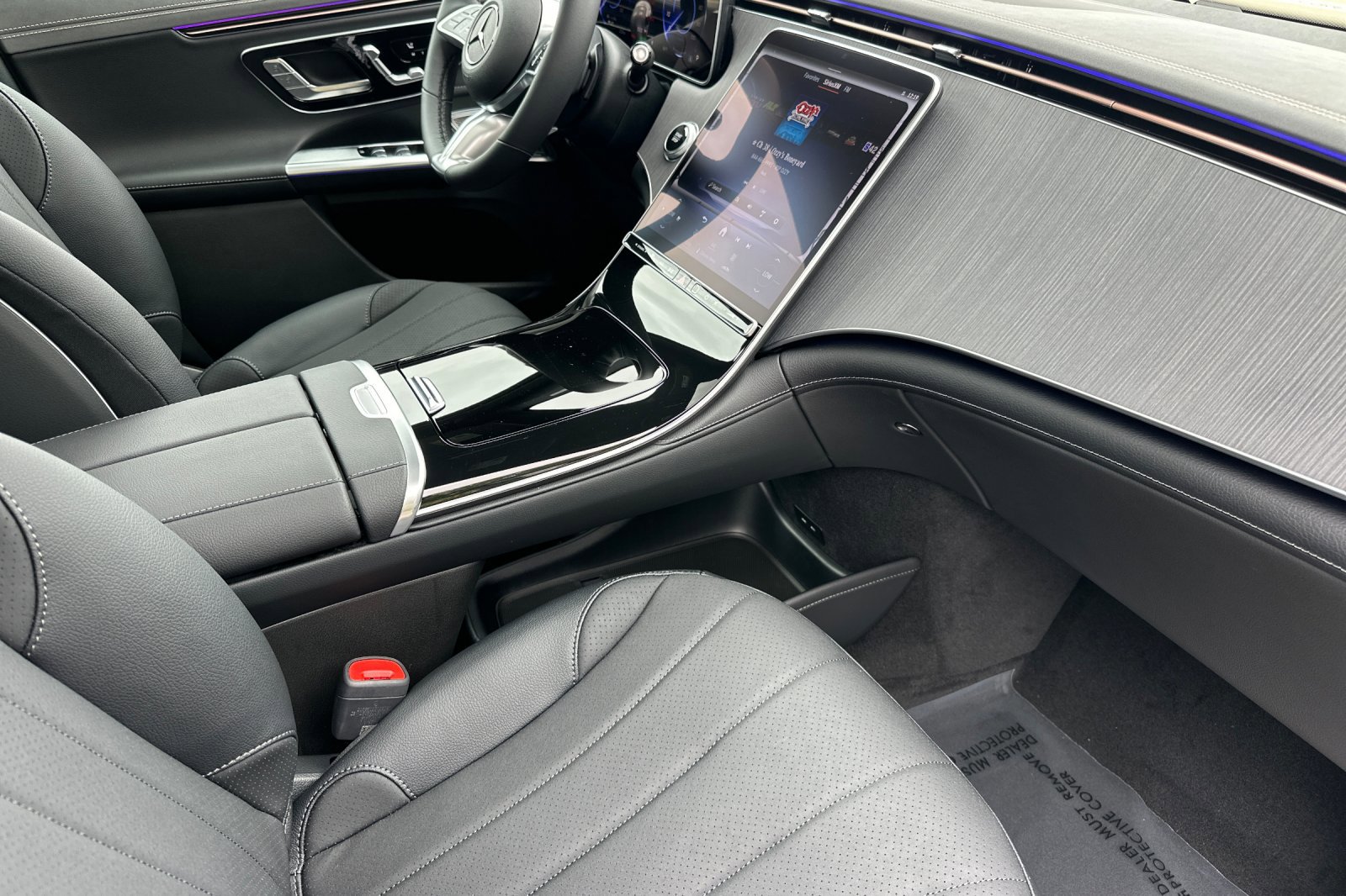 New 2025 Mercedes-Benz EQE 350+ 4MATIC SUV image 27