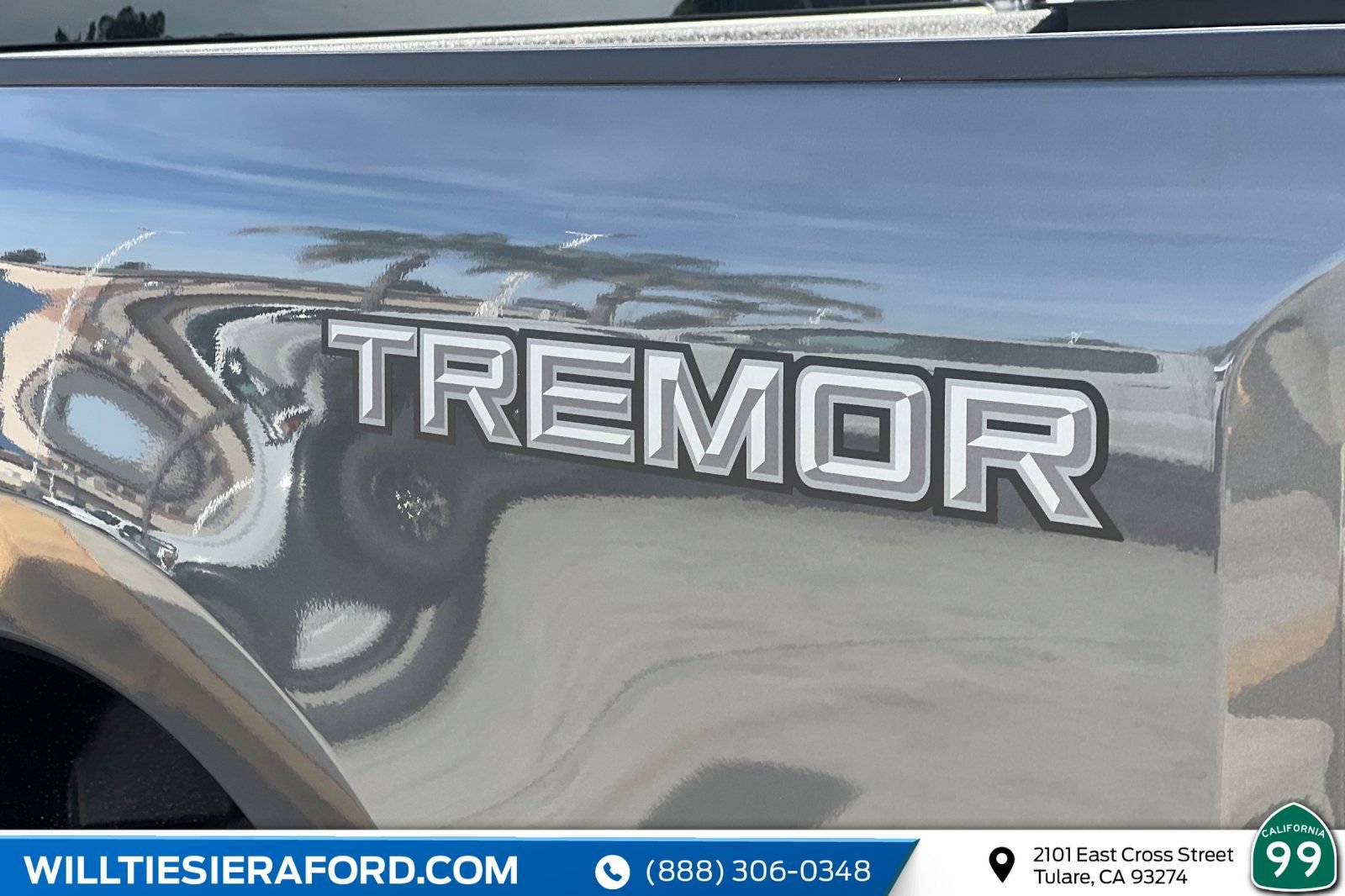 New 2026 Ford F250 Lariat w/ Tremor Off-Road Package AWD/4WD image 10
