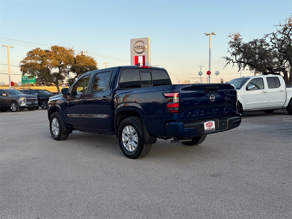 Used 2022 Nissan Frontier SV w/ Technology Package image 6