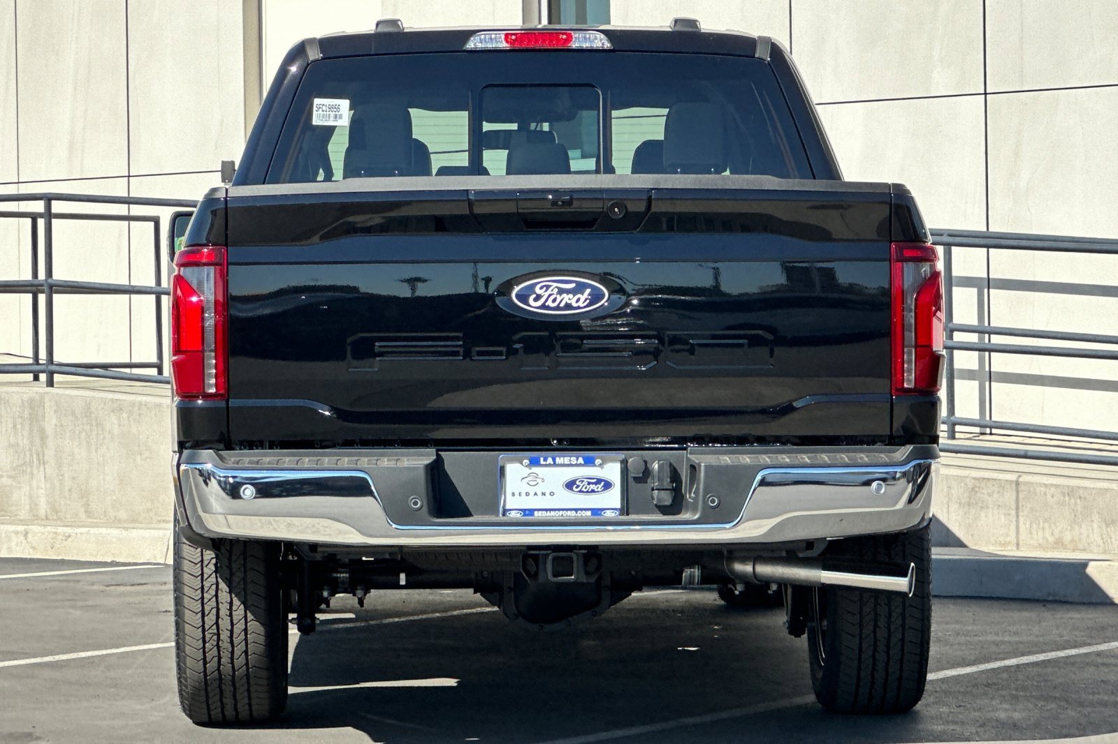 New 2025 Ford F150 Lariat w/ Equipment Group 502A High image 4